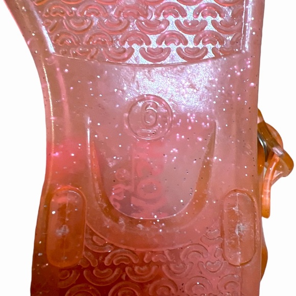 Toddler Size 6 OshKosh B'gosh Jelly Sandal - Picture 2 of 3